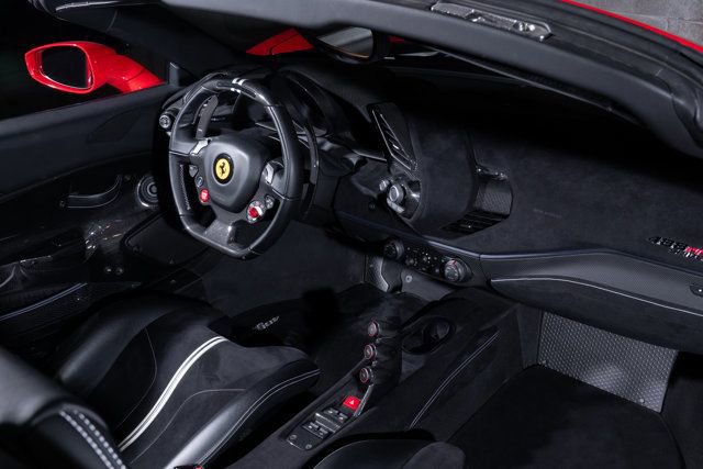 Used 2020 Ferrari 488 Pista Spider image 10