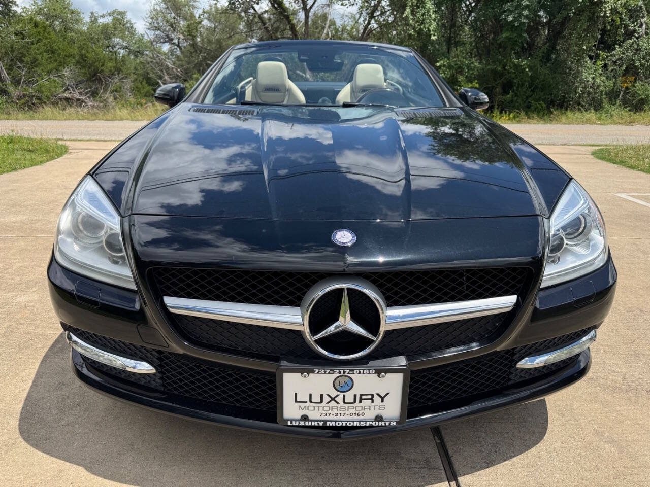 Used 2013 Mercedes-Benz SLK 250 image 3
