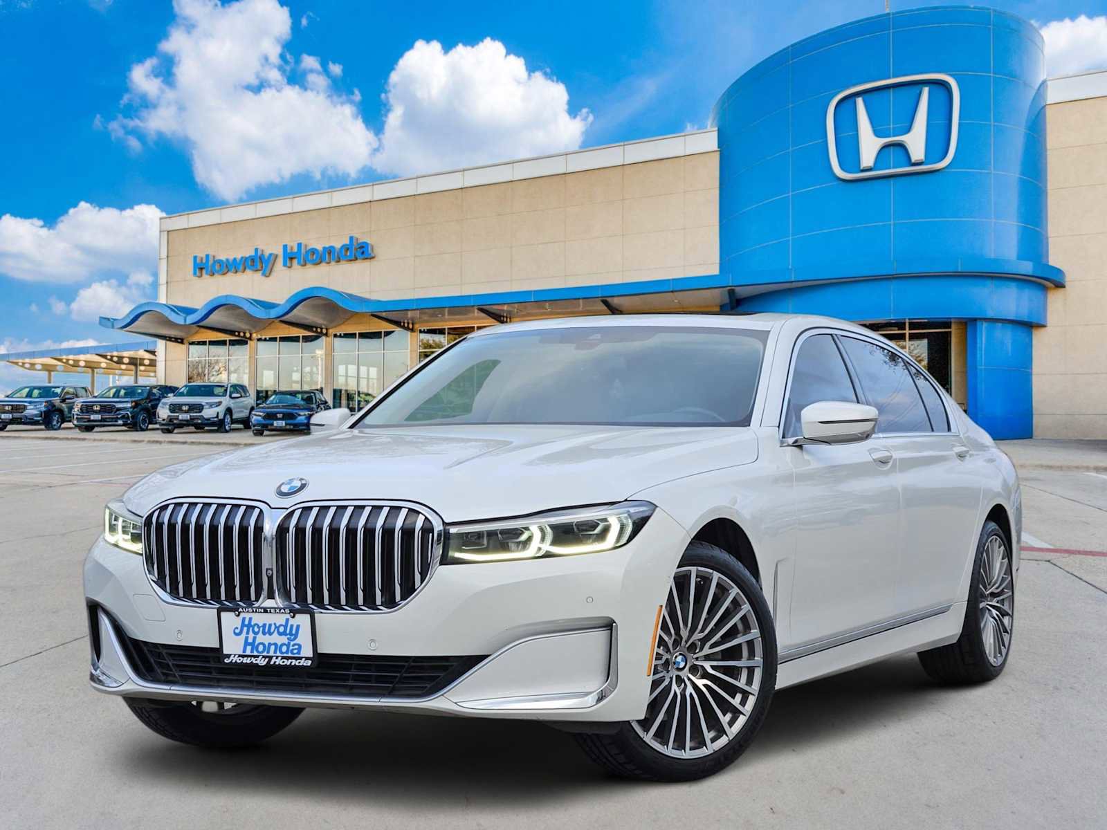 Used 2020 BMW 740i w/ Premium Package image 1