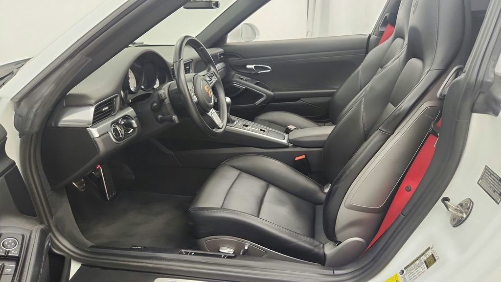 Used 2017 Porsche 911 Targa 4S AWD/4WD image 36