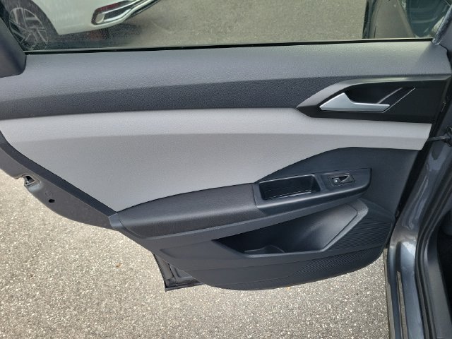 Certified 2023 Volkswagen Taos S FWD image 7