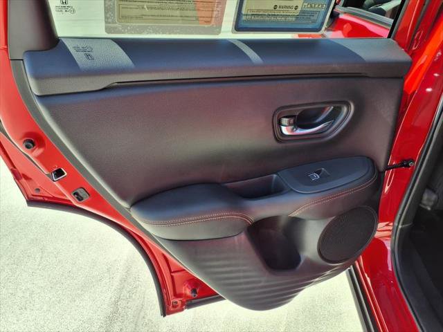 Used 2023 Honda HR-V Sport image 8