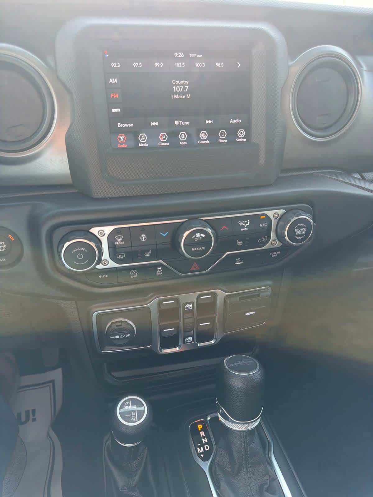 Used 2022 Jeep Gladiator Sport AWD/4WD image 13