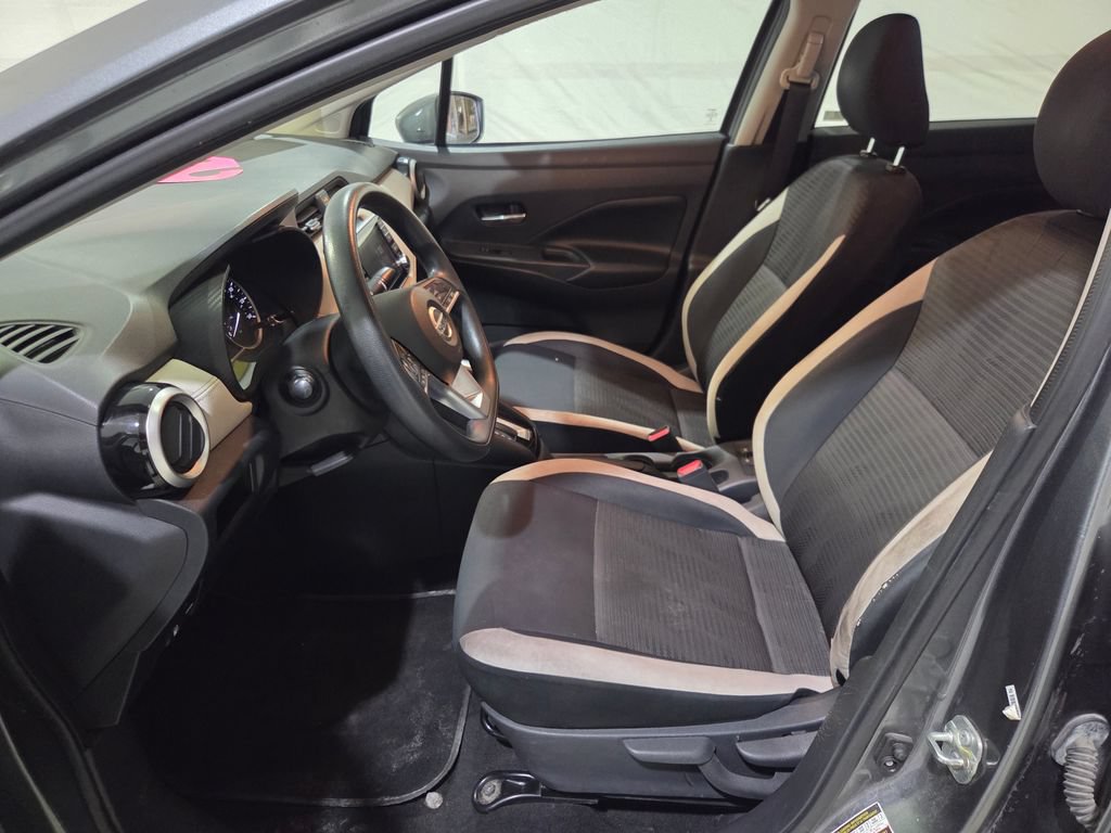 Used 2020 Nissan Versa SV FWD image 13