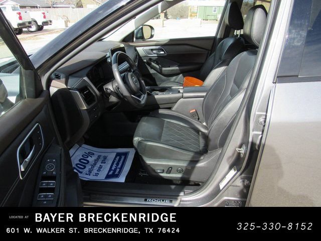 Used 2021 Nissan Rogue Platinum image 17