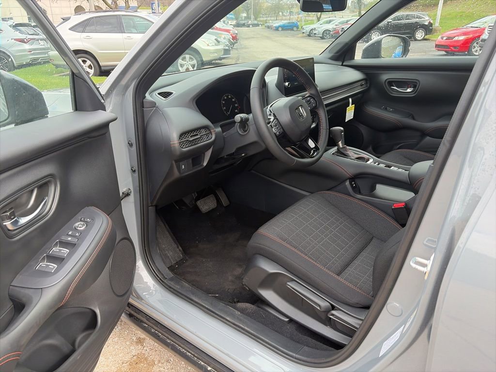 Used 2026 Honda HR-V Sport image 10