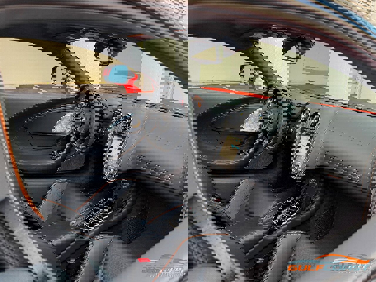 Used 2023 McLaren GT image 28