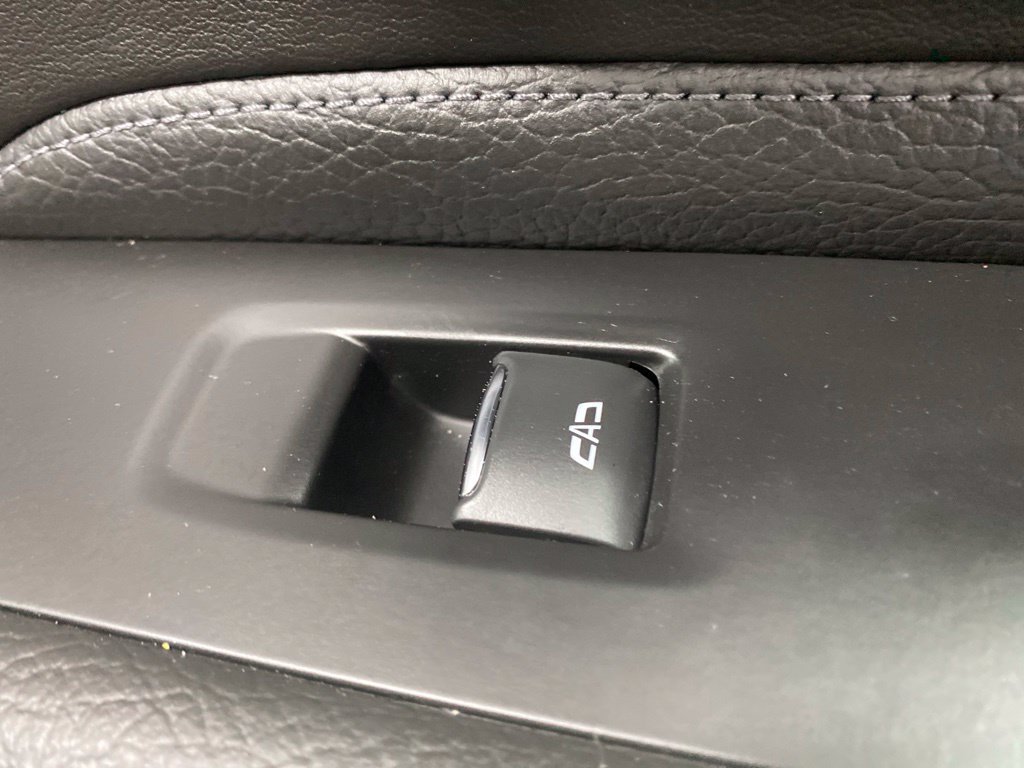 Certified 2022 GMC Yukon XL Denali AWD/4WD image 37