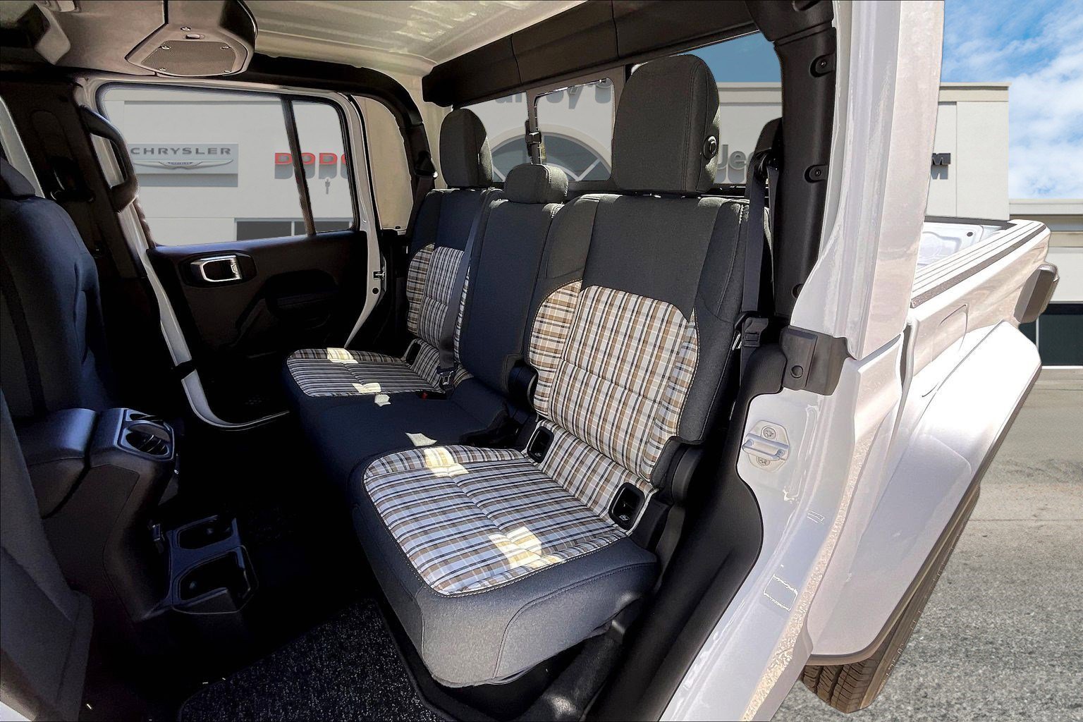 New 2026 Jeep Gladiator Sport AWD/4WD image 10