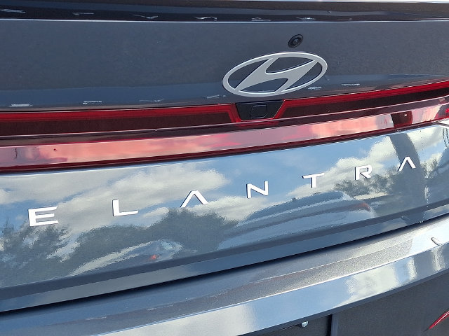 New 2026 Hyundai Elantra SEL Sport FWD image 19