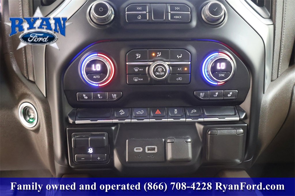 Used 2022 Chevrolet Silverado 2500 LTZ w/ LTZ Convenience Package image 24