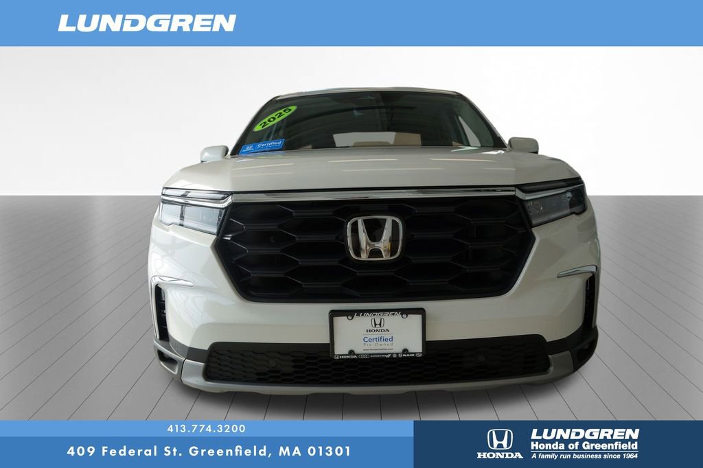 Used 2025 Honda Pilot EX-L image 2