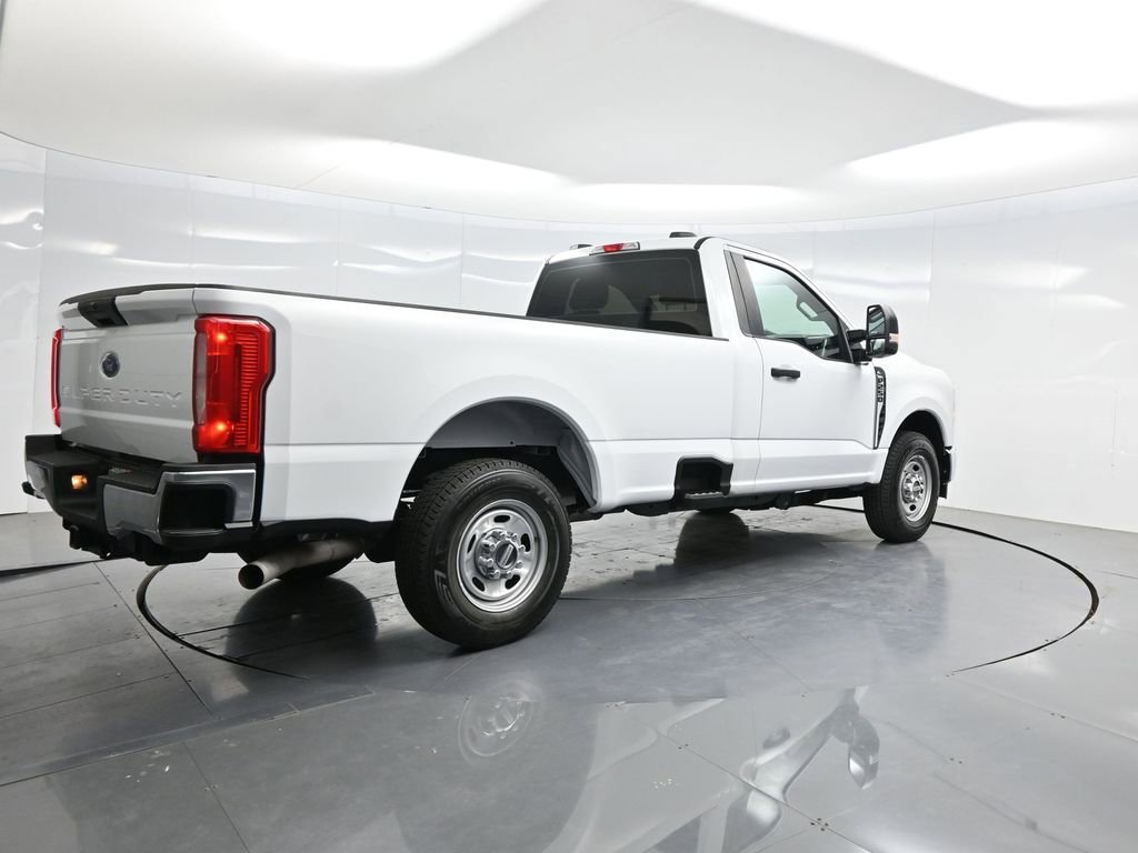 Used 2023 Ford F250 XL w/ XL Chrome Package image 29
