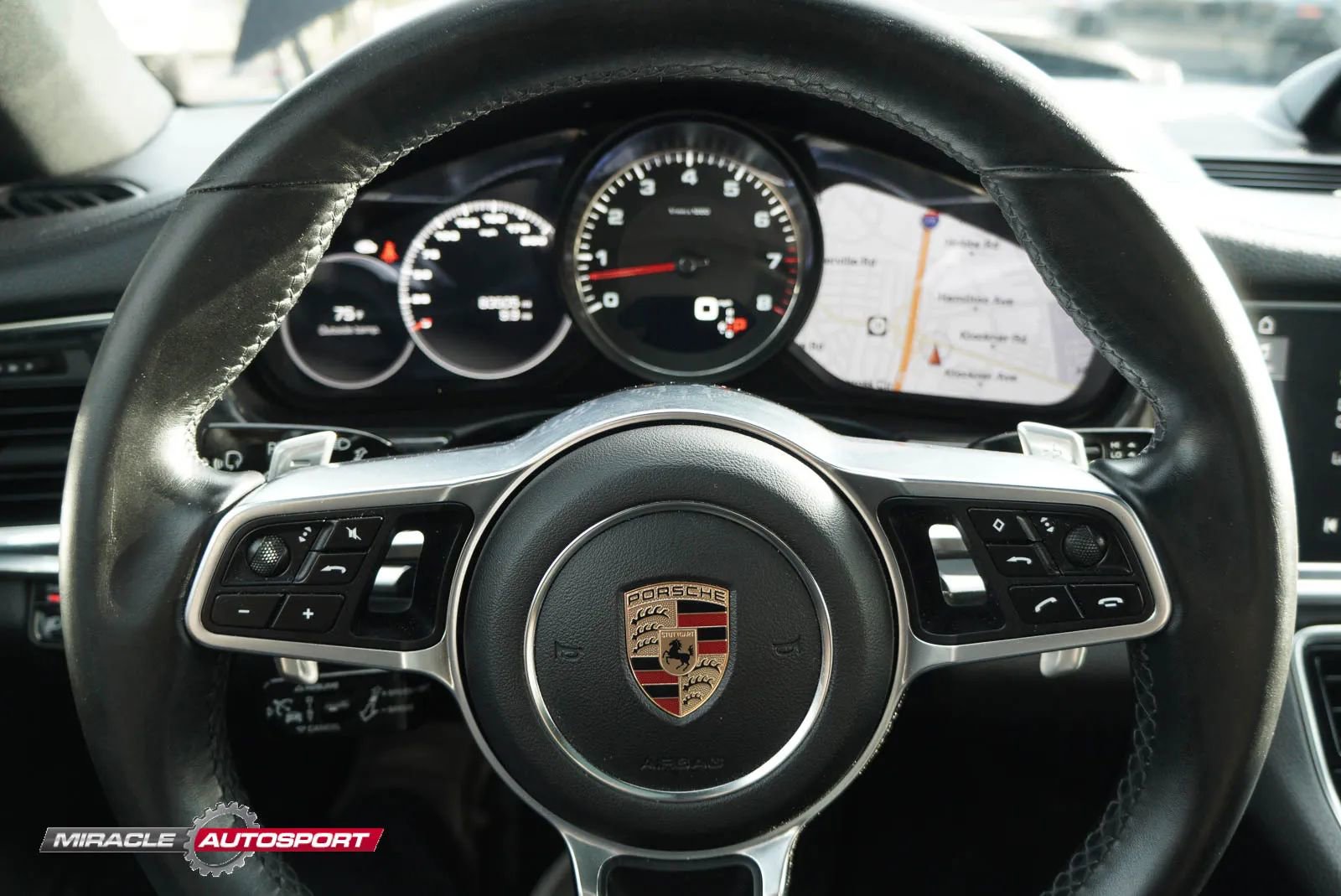 Used 2017 Porsche Panamera 4S AWD/4WD image 40