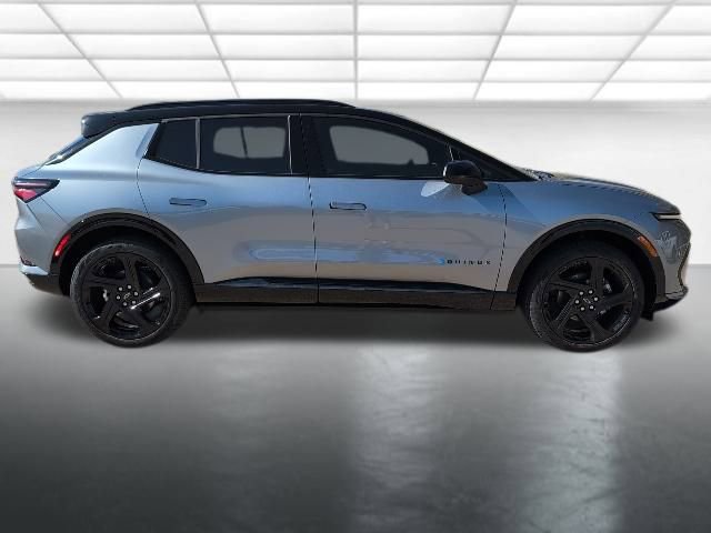 New 2026 Chevrolet Equinox EV RS FWD image 34