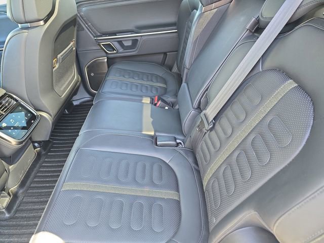 Used 2024 Rivian R1S Adventure image 18