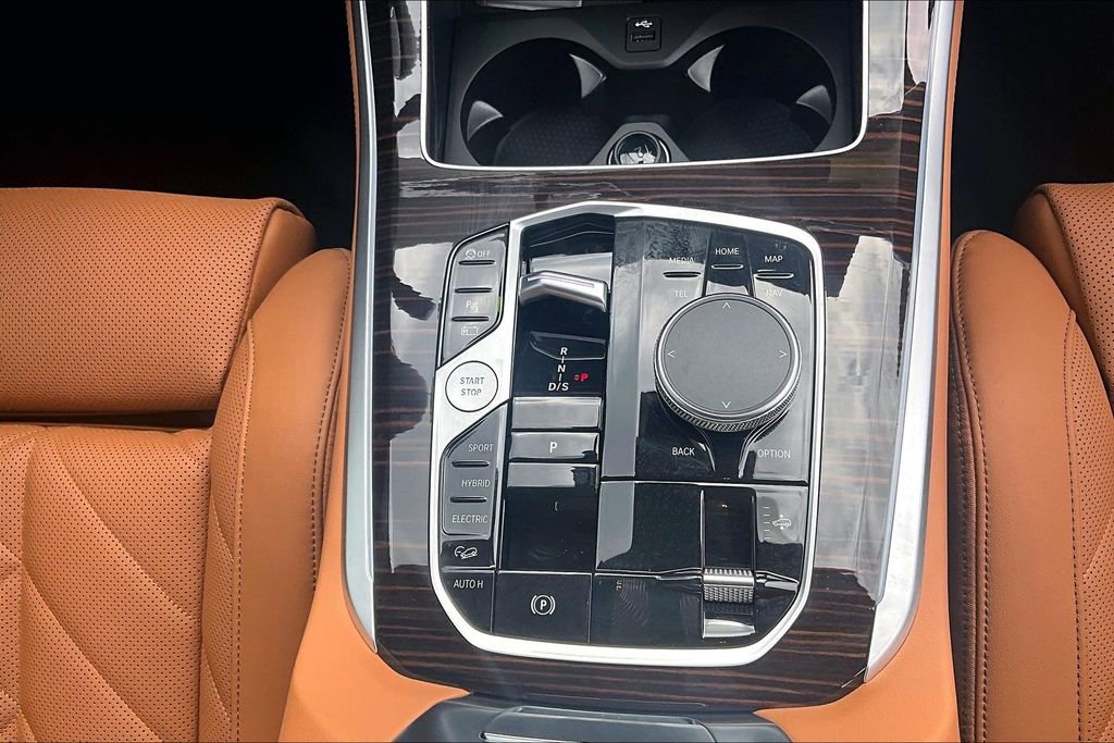 New 2026 BMW X5 xDrive50e AWD/4WD image 19