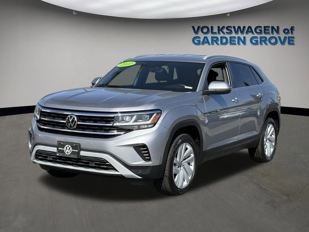 Certified 2022 Volkswagen Atlas Cross Sport SE image 4