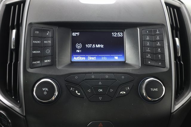 Used 2018 Ford Edge SE image 16