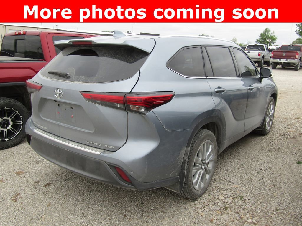 Used 2020 Toyota Highlander Limited image 5