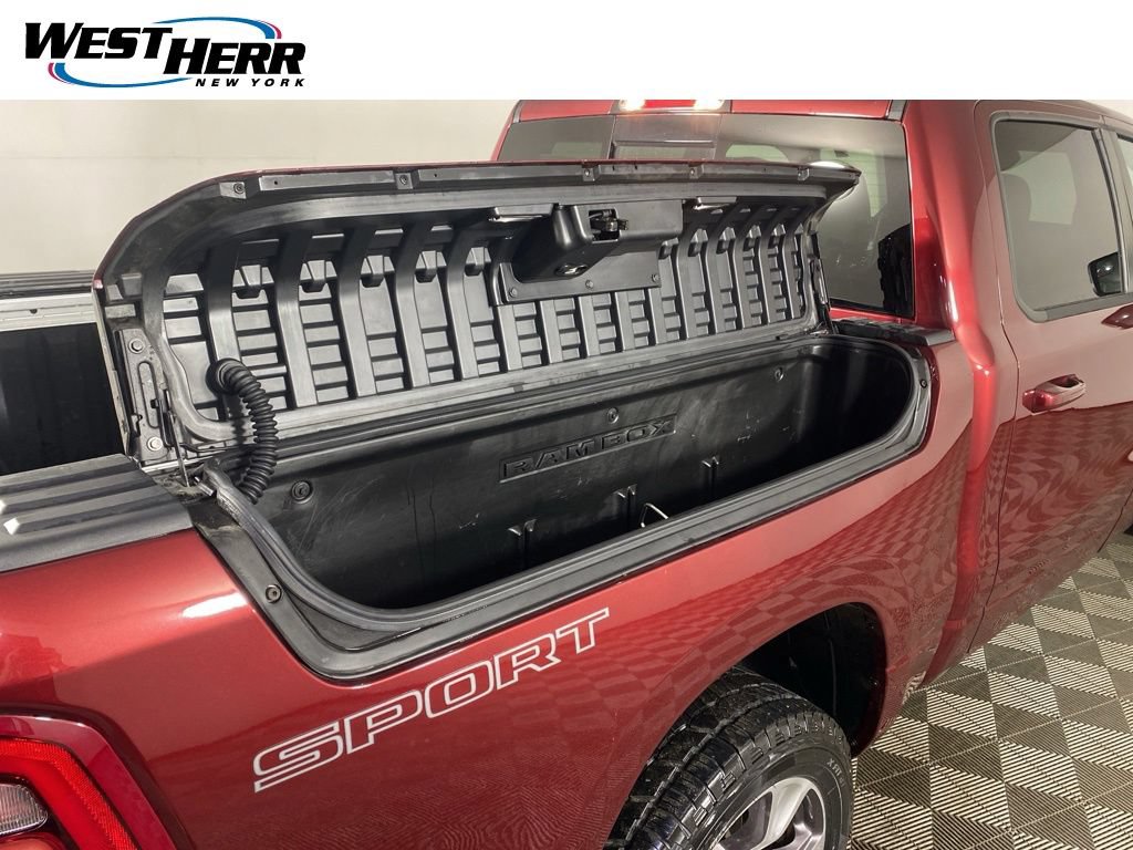 Used 2023 RAM 1500 Laramie AWD/4WD image 18