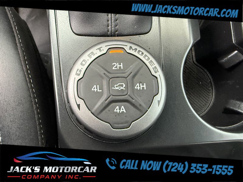 Used 2025 Ford Bronco Badlands image 15