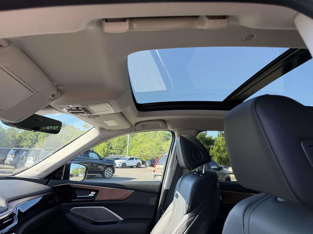 Used 2022 Acura MDX SH-AWD image 21