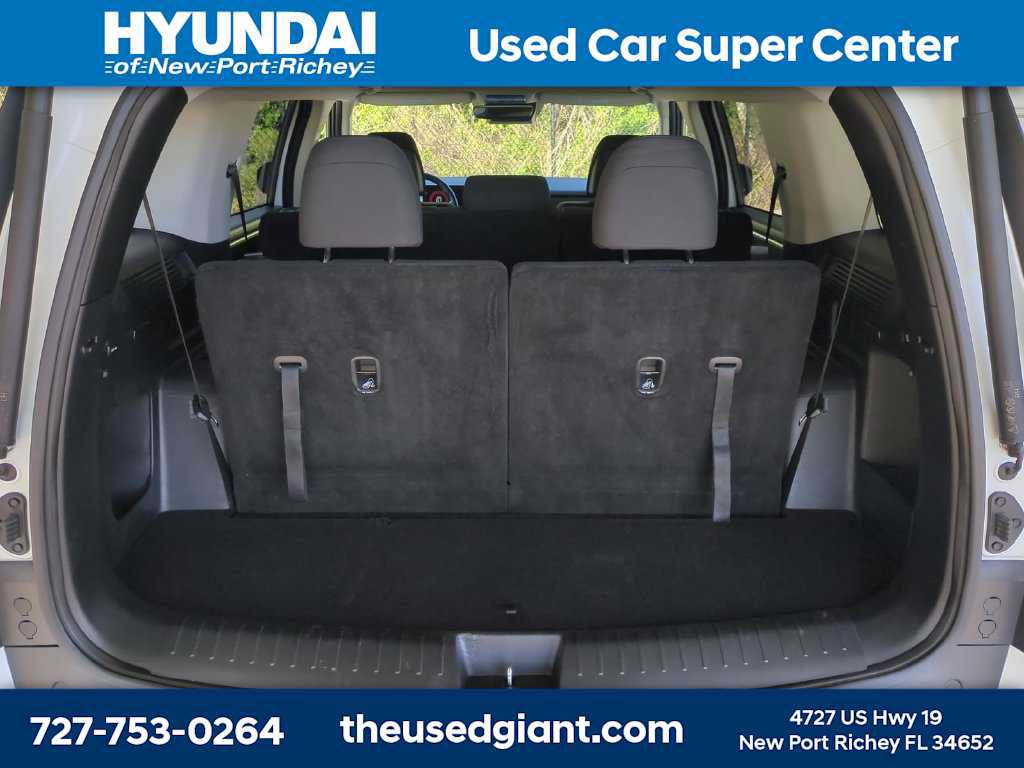 Used 2026 Hyundai Santa Fe SE FWD image 12
