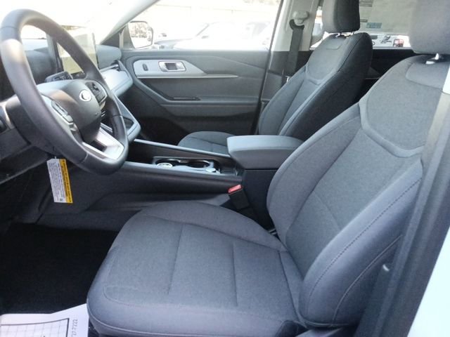 New 2026 Ford Explorer Active RWD image 15