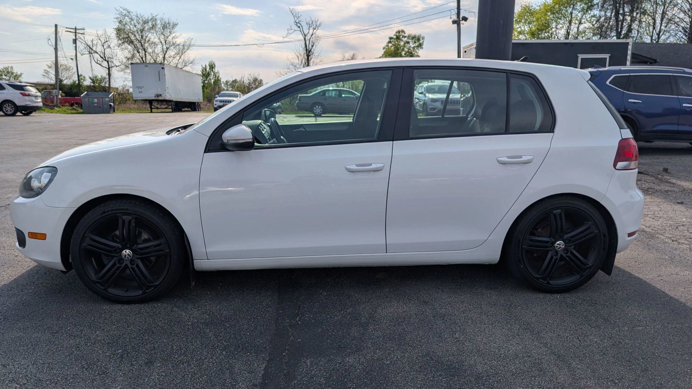 Used 2014 Volkswagen Golf TDI FWD image 2