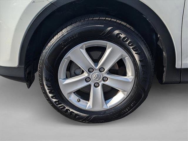 Used 2014 Toyota RAV4 XLE image 23