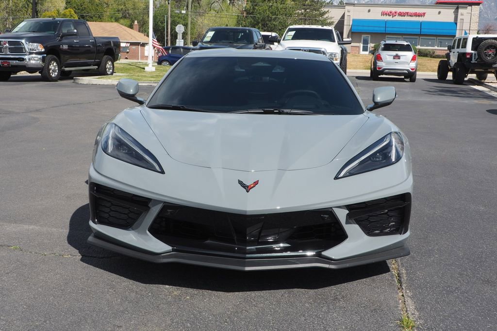 Used 2025 Chevrolet Corvette Stingray Preferred Cpe w/ Z51 Performance Package RWD image 2