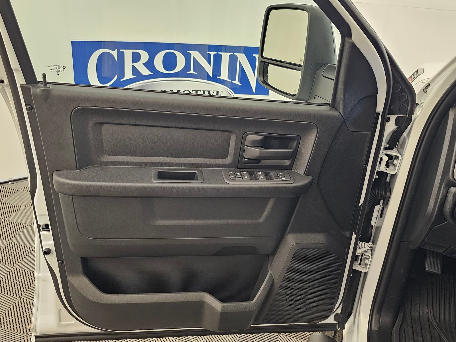 New 2026 RAM 2500 Tradesman AWD/4WD image 2