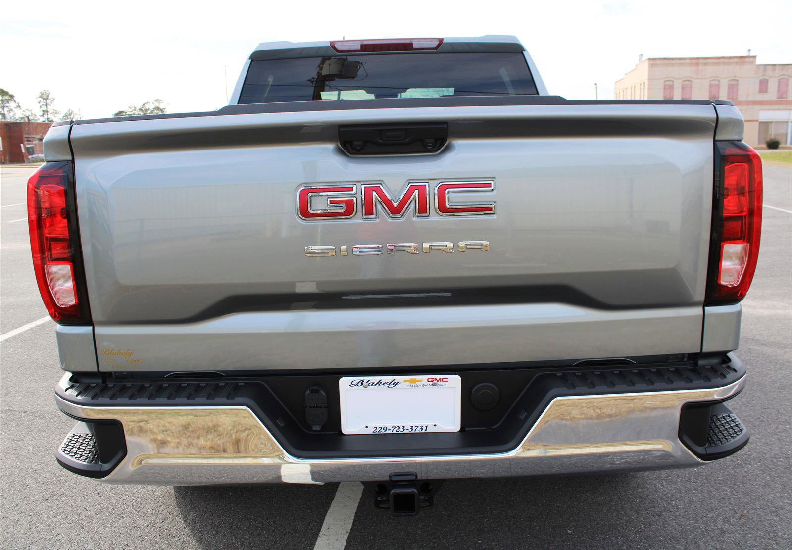 New 2026 GMC Sierra 1500 Pro w/ Pro Value Package image 3