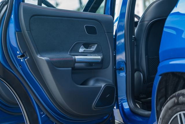 Certified 2024 Mercedes-Benz GLA 250 4MATIC image 37