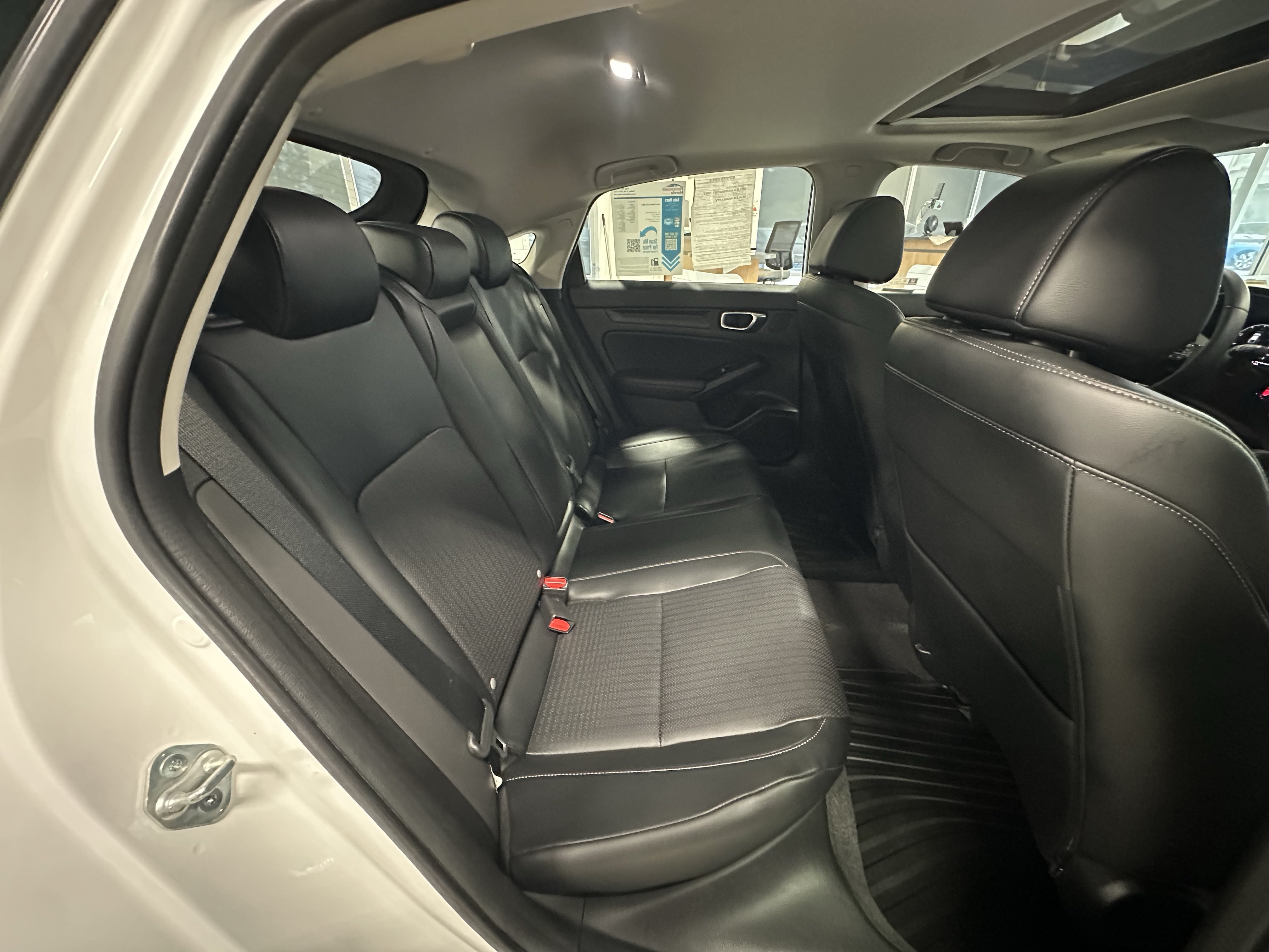 Used 2023 Honda Civic EX-L image 23