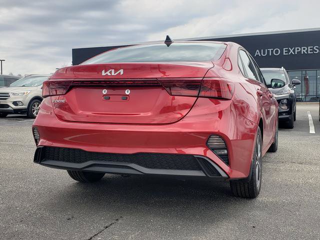 Certified 2023 Kia Forte LXS w/ LXS Technology Package image 4