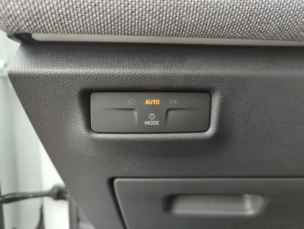 New 2026 Volkswagen Tiguan S image 31