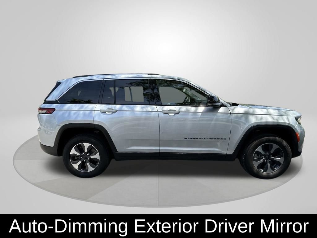 Used 2023 Jeep Grand Cherokee 4WD 4xe w/ Luxury Tech Group II image 8
