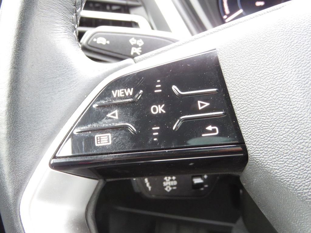 Used 2024 Audi Q4 e-tron Premium Plus AWD/4WD image 22