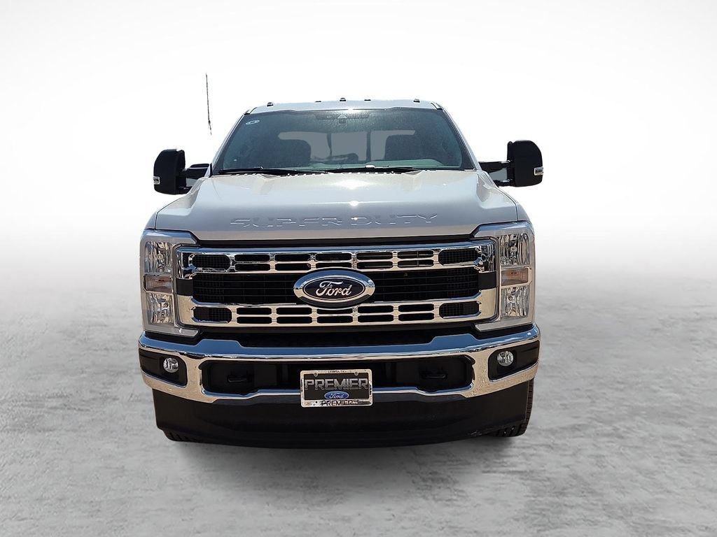 New 2026 Ford F350 XL w/ XL Chrome Package AWD/4WD image 3