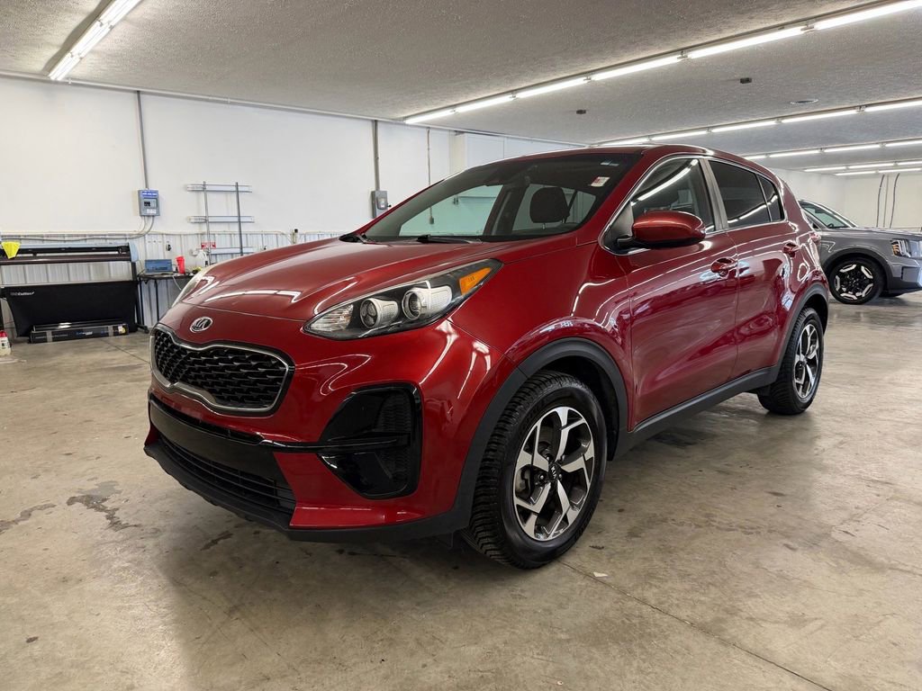 Used 2020 Kia Sportage LX image 1