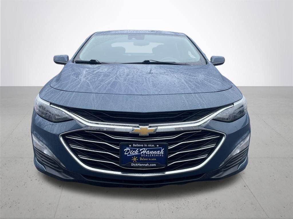 Used 2024 Chevrolet Malibu LT image 3