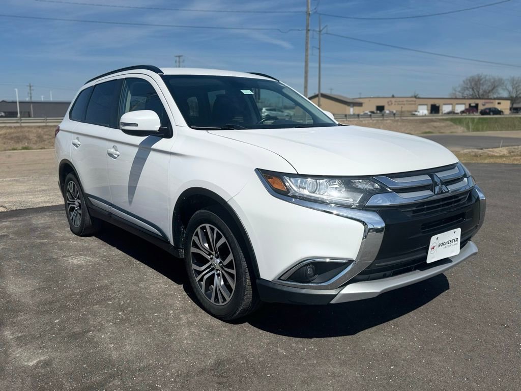 Used 2016 Mitsubishi Outlander ES AWD/4WD image 33