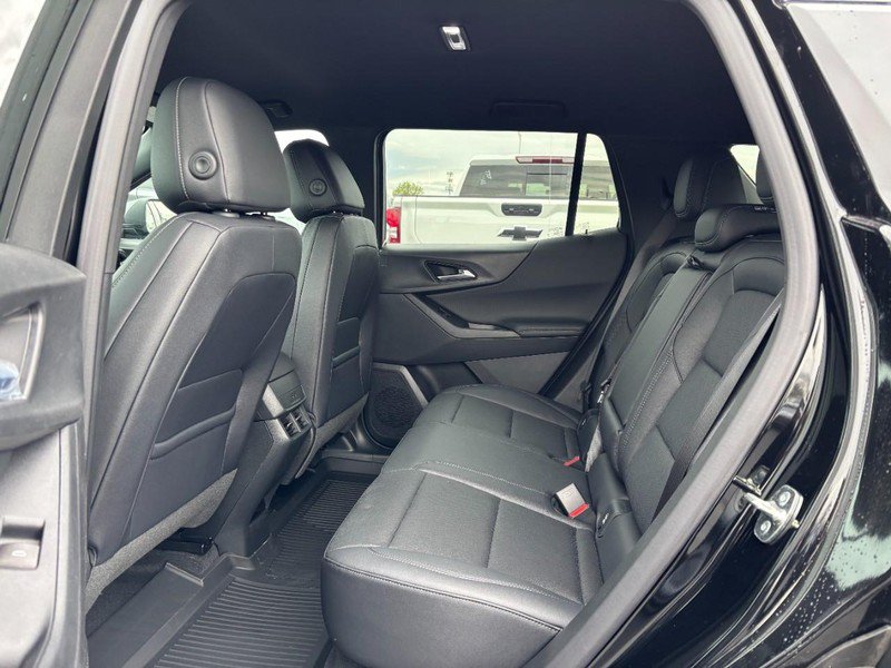 New 2026 Chevrolet Equinox LT w/ Convenience Package II FWD image 5