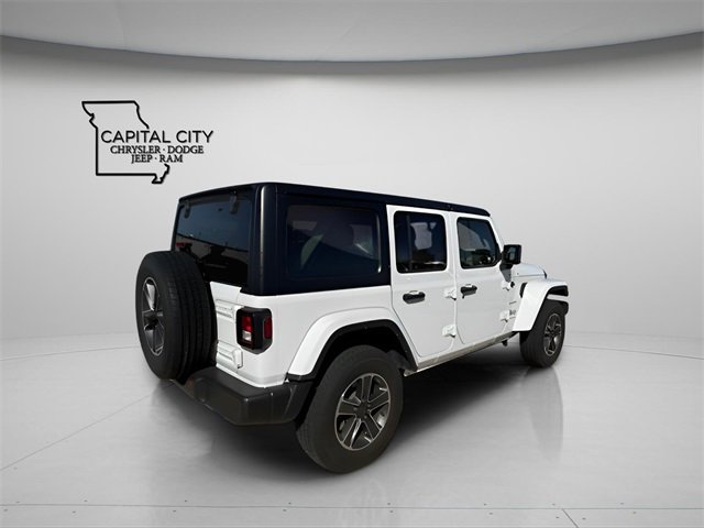Used 2023 Jeep Wrangler Sahara image 7