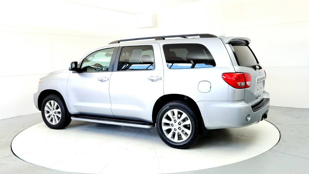 Used 2017 Toyota Sequoia Limited w/ Safety & Convenience Package AWD/4WD image 4