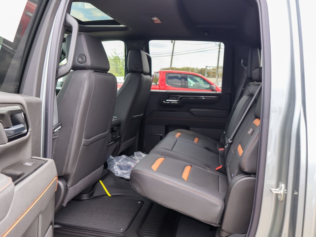 New 2026 GMC Sierra 2500 AT4 w/ AT4 Premium Plus Package AWD/4WD image 13
