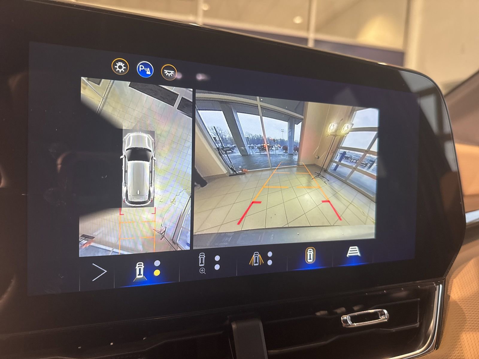 New 2026 Chevrolet Equinox ACTIV w/ Convenience Package III image 33