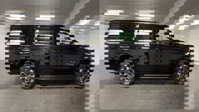 New 2026 Chevrolet Suburban LT w/ Comfort Package image 9